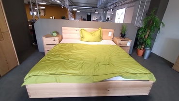 Lindaro Kufstein Doppelbett SALE