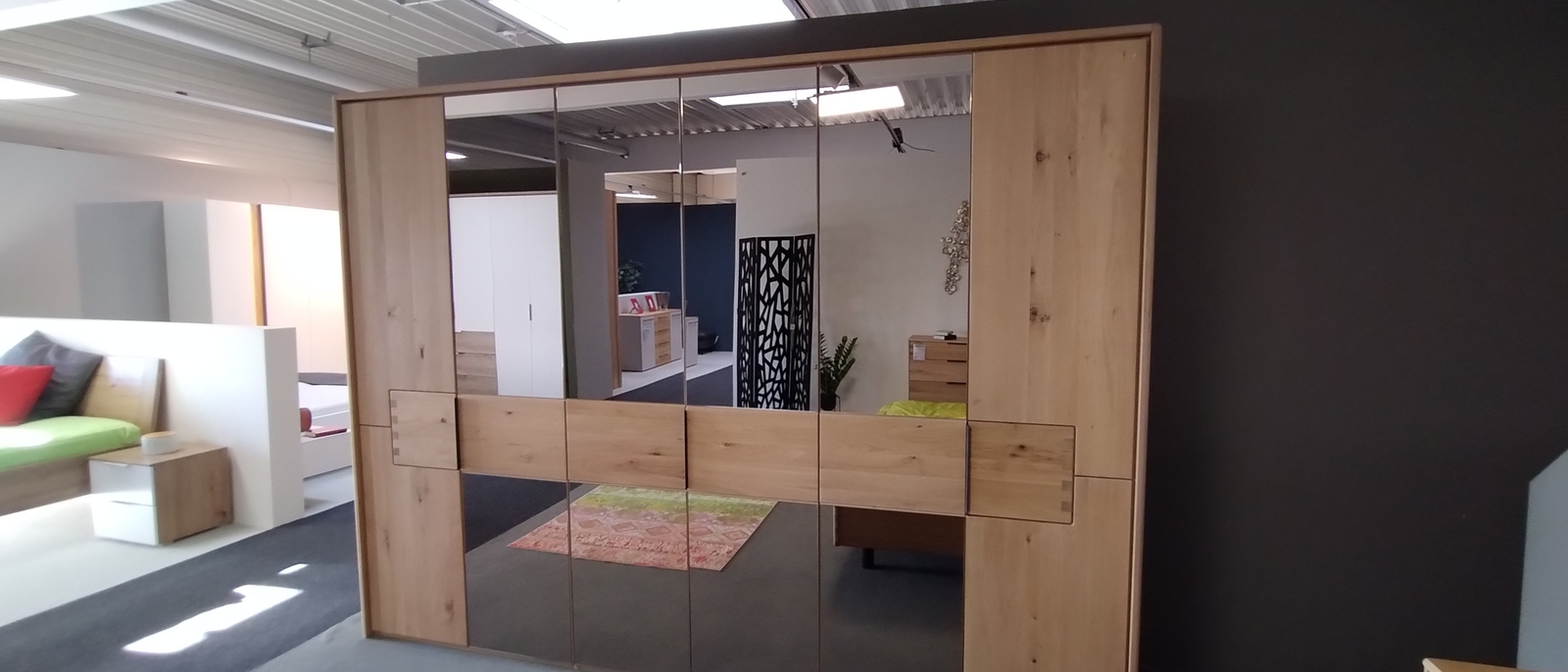 Lindaro Kufstein Kleiderschrank SALE