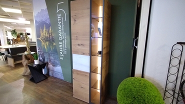 Voglauer Vtektura Vitrine SALE