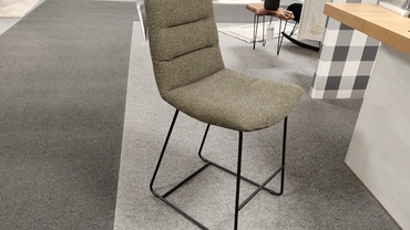 SK-755 Tresenstuhl SALE